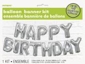 Ballonbanner-Set mit dem Schriftzug 'HAPPY BIRTHDAY'. Silberne Buchstaben, 13 Ballons, Luftfüllung. Enthält auch ein 14 Fuß langes Band.