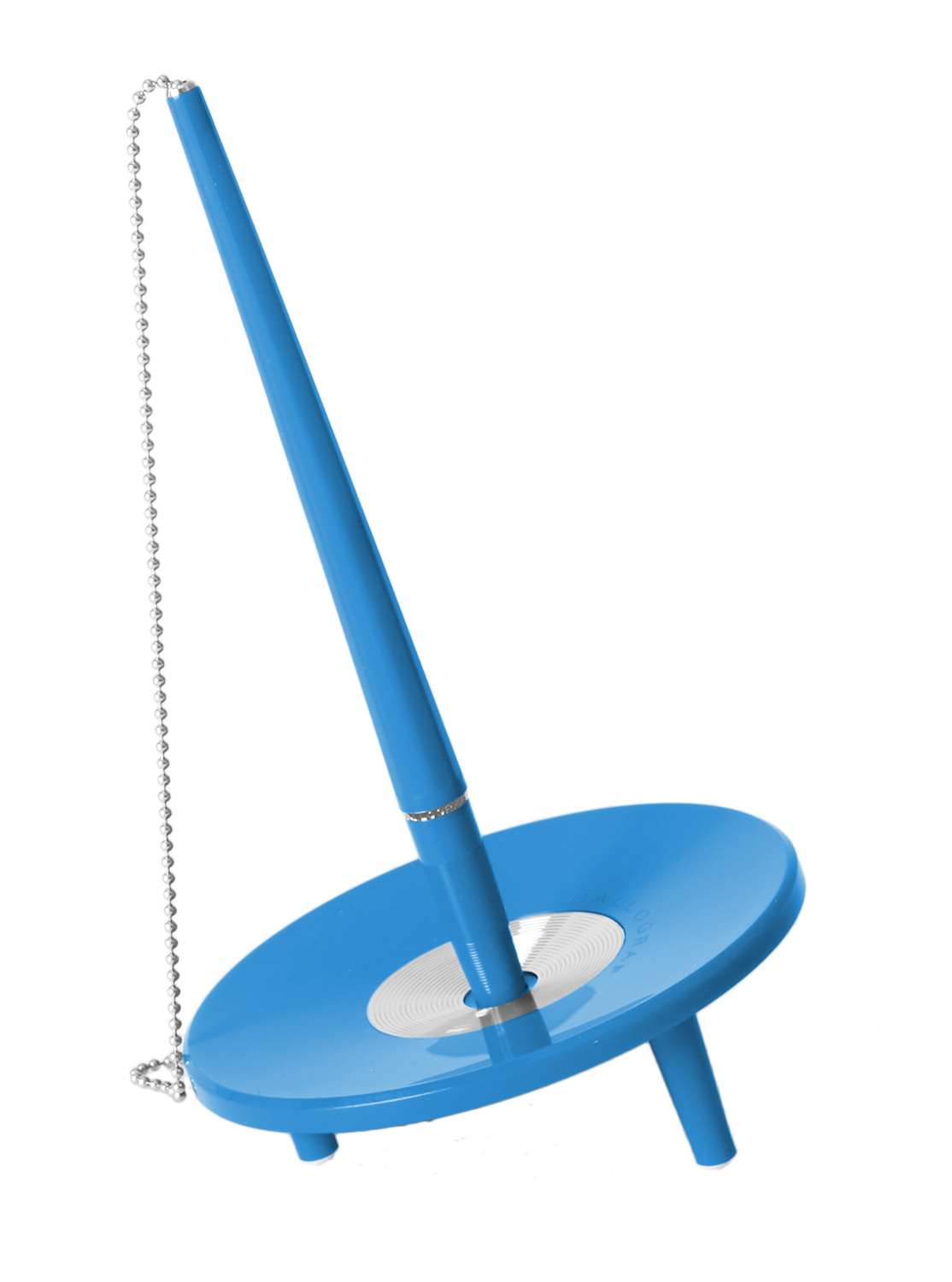blauer Kreisel mit langem, spitzem Stab. Runde Basis mit drei kurzen Füßen. Kette an der Spitze.