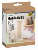 Makramee-Set in einer Verpackung. Enthält Materialien zur Herstellung von Wanddekorationen.