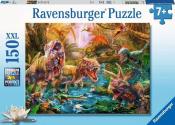 Puzzle mit Dinosauriern in einem Dschungel. Bunte Darstellung von verschiedenen Dino-Arten.