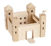 Holzmodell einer Burg mit zwei Türmen und einer Zugbrücke. Die Wände sind mit Zinnen versehen.