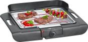 Elektrischer Tischgrill mit zwei Steaks und Gemüse. Grillfläche mit Metallrost und Temperaturregler.