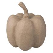 Braune Pappfigur in Form einer Paprika. Rundliche Form mit einem kleinen Stiel.