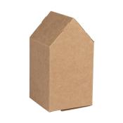 Braune Pappschachtel in Form eines Hauses. Die Oberseite hat eine spitze Dachform.