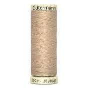 Gütermann Nähgarn auf einer Spule. Farbe ist beige, Länge 100 Meter.
