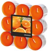 Set von neun orangen Teelichtern in runden Formen. Verpackt in einer transparenten Halterung. Bild von Orangen auf dem Etikett.