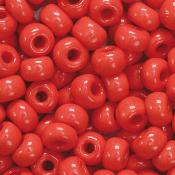 Rote Perlen aus Kunststoff, rund und glänzend. Sie haben ein zentrales Loch.