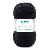 Schwarze Wolle in einem Knäuel. Geeignet für Socken, enthält Kaschmir.