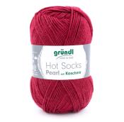 Rotes Garn für Socken mit Kaschmir. Weich und angenehm im Griff.