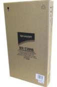Braune Verpackung mit schwarzem Aufdruck. Enthält Toner für Drucker, Modell MX-230HB.
