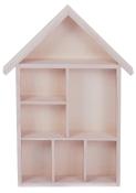 Holzregal in Form eines Hauses. Es hat mehrere Fächer in unterschiedlichen Größen.