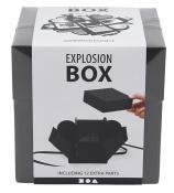 Schwarze Explosionsbox mit einem Deckel. Enthält 12 zusätzliche Teile.
