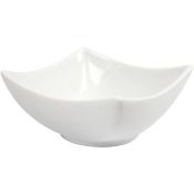 weiße Schale mit vier Ecken und leicht geschwungenen Kanten. Glatte Oberfläche, schlichtes Design.