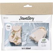 Mini Bastelset für Schmuck. Enthält zwei Ohrringe und ein Armband. Materialien: Perlen, Aventurin, goldfarbene Elemente. Verpackung transparent mit braunem Karton oben.