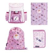 Set aus vier Artikeln: Rucksack, Turnbeutel, Notizbuch und Geldbörse. Alle in lila mit Hundemotiven. Rucksack hat eine vordere Tasche und seitliche Netztaschen.