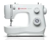 weiße Nähmaschine von Singer, Modell M2405. Drehknöpfe für Stichlänge und -art. Nähfuß sichtbar, einfache Bedienung.