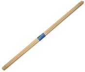 Vier lange, helle Holzstäbe. Sie sind zusammengebunden und haben eine blaue Beschriftung.