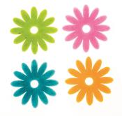 Vier bunte Filzblumen in den Farben grün, pink, blau und orange. Jede Blume hat eine runde Öffnung in der Mitte.