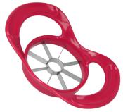 roter Apfelteiler aus Kunststoff. Sechs scharfe Klingen aus Metall. Ergonomische Griffe für einfachen Gebrauch.