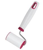 Ein kleiner Farbroller mit einem weißen Zylinder und einem pinken Griff. Ideal für Malerarbeiten.