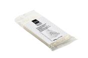 Verpackung mit weißer Zuckerpaste. Inhalt 500 Gramm, geeignet zum Dekorieren von Torten.