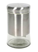 Glasbehälter mit einem metallischen Deckel. Der untere Teil ist transparent und zeigt den Inhalt.