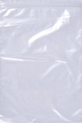 Transparente, glatte Plastiktüte. Keine Aufdrucke oder Muster. Geschlossen oben mit einem Reißverschluss.