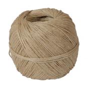 Beige Garnkugel aus natürlichem Material. Rund geformt und mit gleichmäßigen Fäden.