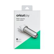 Verpackung für Cricut Joy Klinge und Gehäuse. Silberne Klinge mit weißem Gehäuse auf grünem Hintergrund.