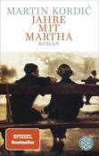 Buchcover mit dem Titel 'Jahre mit Martha'. Darstellung von zwei Personen auf einer Bank in einem impressionistischen Stil.