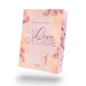 Buchcover mit dem Titel 'Let Love Decide'. Sanfte Farben und florale Elemente.