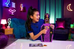 Monster High Skulltimate Secrets Puppen- und Accessoire-Set Monster Mysteries Clawdeen Wolf mit Kleiderschrank lila