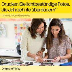 Schwarze Verpackung mit bunten Blumenmotiven. Enthält einen schwarzen und einen Farbtintenpatronen.