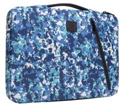 Laptoptasche mit camouflagemuster in Blau- und Grüntönen. Reißverschluss auf der rechten Seite. Handgriff oben.