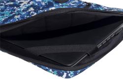 Laptoptasche mit camouflagemuster in Blau- und Grüntönen. Reißverschluss auf der rechten Seite. Handgriff oben.