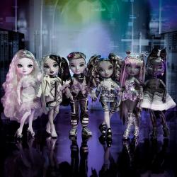 Rainbow High Series 1 Top Secret Doll Luna Madison grau