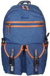 Blauer Rucksack mit braunen Akzenten. Zwei große Taschen vorne und ein Hauptfach.