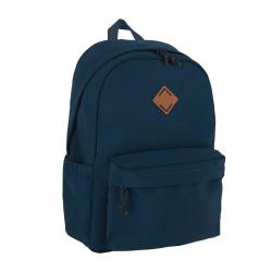 Dunkelblauer Rucksack mit einem großen Hauptfach und einer vorderen Tasche. Ein braunes, quadratisches Logo auf der Vorderseite.