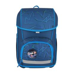 Blauer Schulrucksack mit geometrischem Muster. Enthält Federmäppchen, Sportbeutel und weitere Zubehörteile.