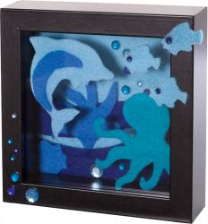 Bastelfilz in verschiedenen Blautönen. Enthält 10 Bögen, 20 x 30 cm. Dekorative Beispiele: Lampe, Bilderrahmen, Tierfigur.