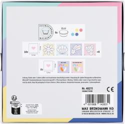 Fingerfarben-Set mit fünf Farbtöpfen. Farben: rot, gelb, blau, lila, pink. Enthält drei Bilder zum Ausmalen: Ein Einhorn, ein Regenbogen und einen Stern. Geeignet für Kinder ab 3 Jahren.