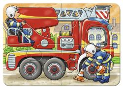 Puzzle mit verschiedenen Fahrzeugen. Enthält Traktor, Lkw und Feuerwehr.