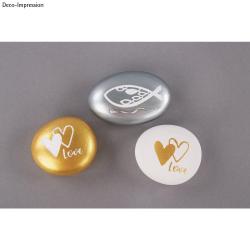 Weißes Design auf grauem Hintergrund. Enthält Fische, Herzen, Fußabdrücke, und eine Figur. Texte: 'Danke', '1. heilige Kommunion', 'Love', 'welcome', 'Dein Schutzengel'.