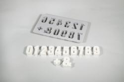 Silikonform für Zahlen von 0 bis 9. Verschiedene Beispiele für die Verwendung der Zahlen in Dekoration.