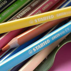 STABILO Umweltfreundliche Buntstifte GREENtrio 12er Pack