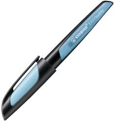 Schwarzer Textmarker mit blauer Kappe. Der Schriftzug 'STABILO EASYbuddy' ist sichtbar.