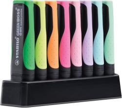 Set mit 8 Stabilo Green Boss Textmarkern. Farben: grün, orange, pink, lila, blau, schwarz. Verpackung aus recyceltem Material. Markierungen von 2 mm Breite.