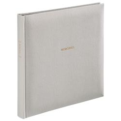 Ein graues Fotoalbum mit dem Titel 'MEMORIES' in goldener Schrift. Der Einband ist aus Stoff.