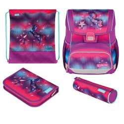 Set aus Schulrucksack, Sportbeutel, Federmäppchen und Etui. Farben: Pink, Lila, Blau. Motive: Sterne und ein Einhorn.