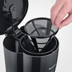 schwarze Kaffeemaschine mit Glaskanne. Maximal 10 Tassen, einfache Bedienung.